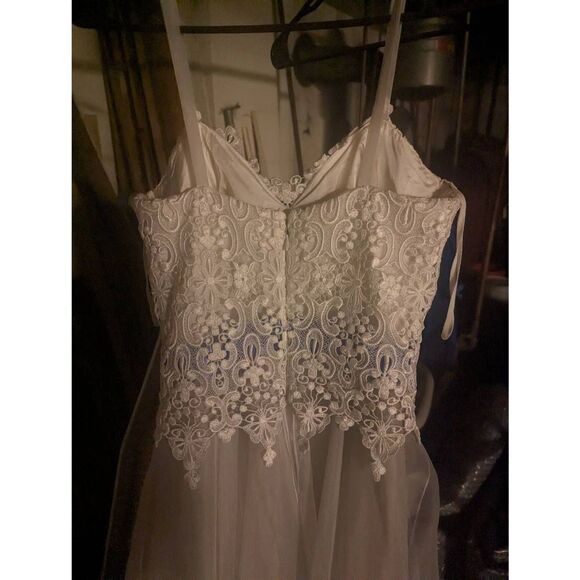 Vintage 90s Alyce Designs White Lace Coquette Dress - Picture 13 of 13